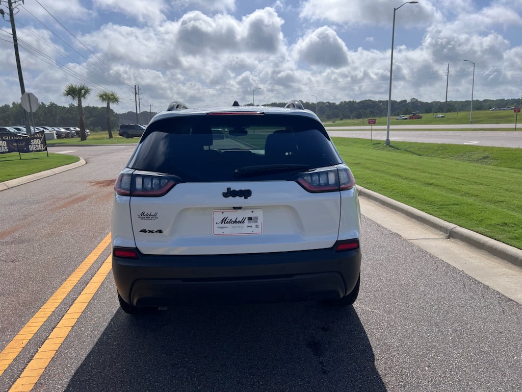 2023 Jeep Cherokee Altitude Lux 4x4