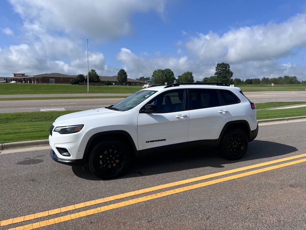 2023 Jeep Cherokee Altitude Lux 4x4