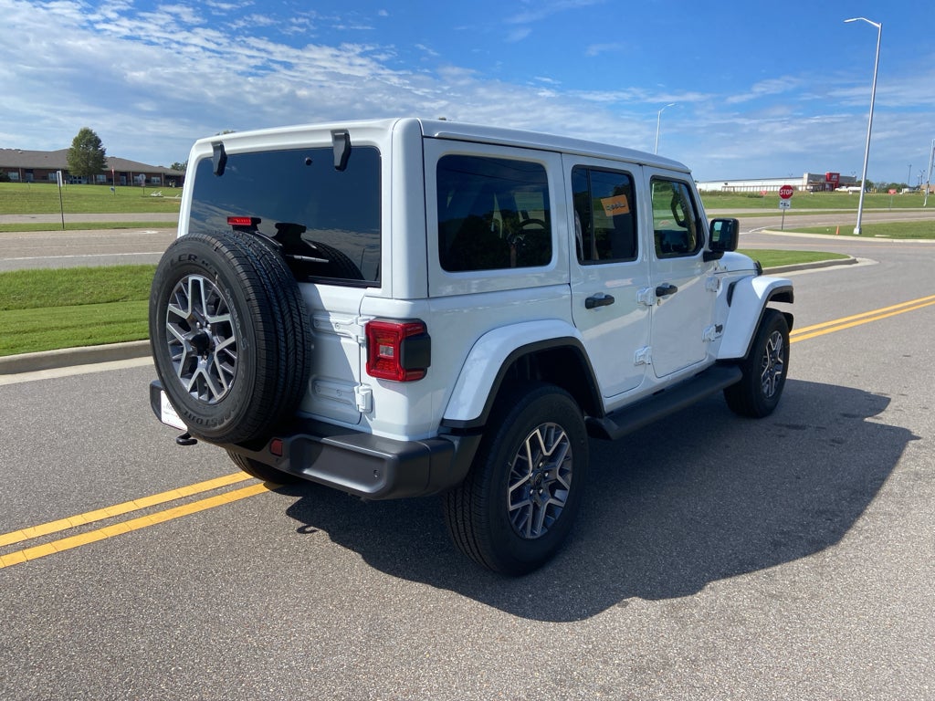 2025 Jeep Wrangler WRANGLER 4-DOOR SAHARA