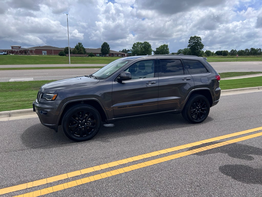 2020 Jeep Grand Cherokee Altitude