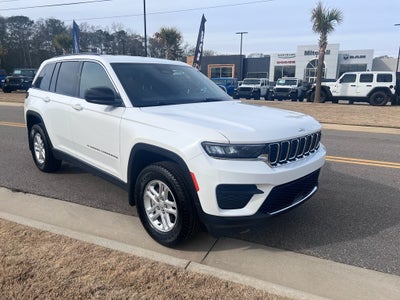 2024 Jeep Grand Cherokee Laredo 4x2