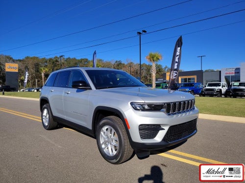 2025 Jeep Grand Cherokee GRAND CHEROKEE LAREDO X 4X2