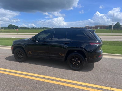 2025 Jeep Grand Cherokee Altitude X 4x2