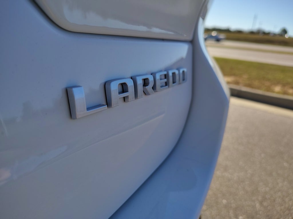 2025 Jeep Grand Cherokee GRAND CHEROKEE LAREDO X 4X2