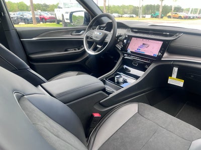 2026 Jeep Grand Cherokee GRAND CHEROKEE LAREDO ALTITUDE 4X2