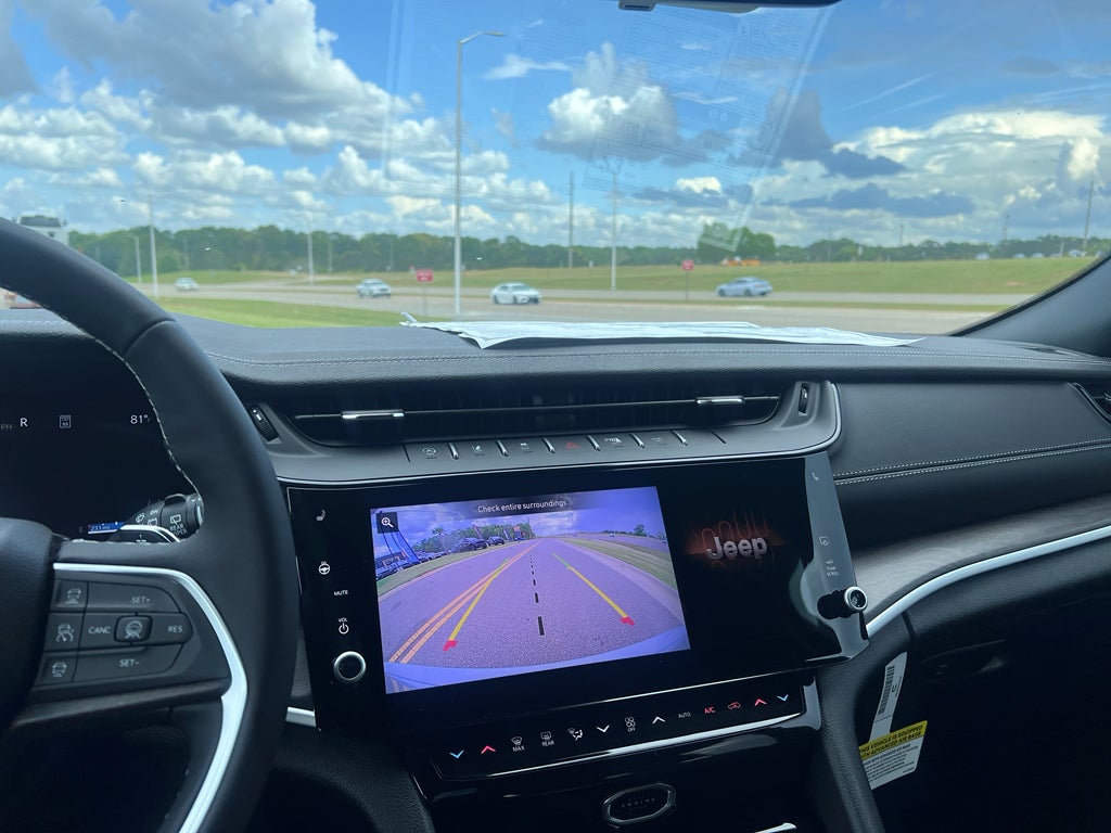 2026 Jeep Grand Cherokee GRAND CHEROKEE LAREDO ALTITUDE 4X2