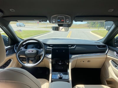 2025 Jeep Grand Cherokee GRAND CHEROKEE LIMITED 4X2