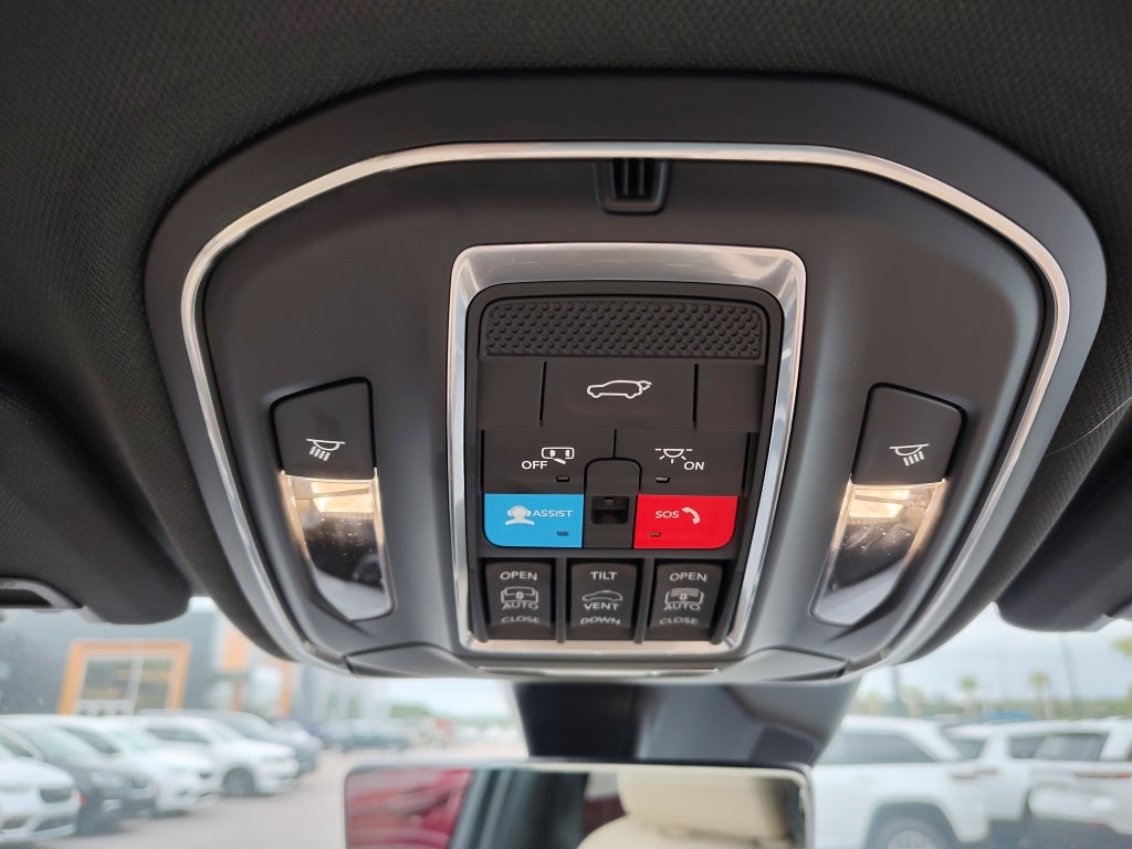 2025 Jeep Grand Cherokee GRAND CHEROKEE LIMITED 4X2