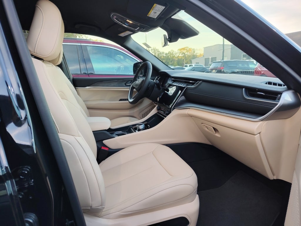 2025 Jeep Grand Cherokee GRAND CHEROKEE LIMITED 4X2