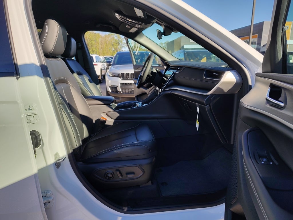 2025 Jeep Grand Cherokee GRAND CHEROKEE LIMITED 4X2