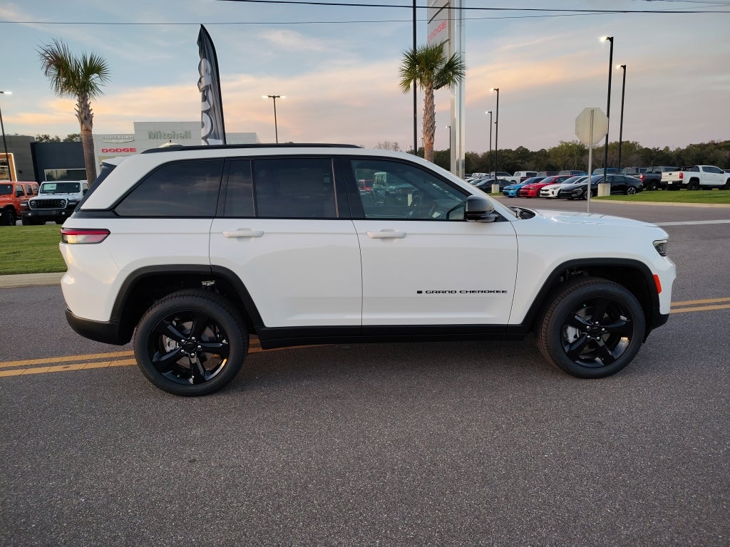 2025 Jeep Grand Cherokee GRAND CHEROKEE LIMITED 4X2