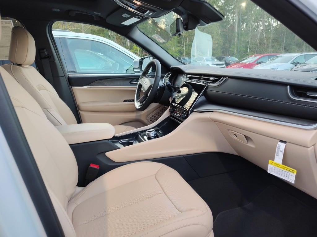 2025 Jeep Grand Cherokee GRAND CHEROKEE LIMITED 4X2