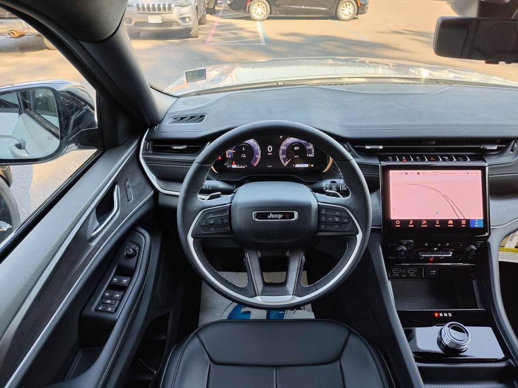 2025 Jeep Grand Cherokee GRAND CHEROKEE LIMITED 4X2