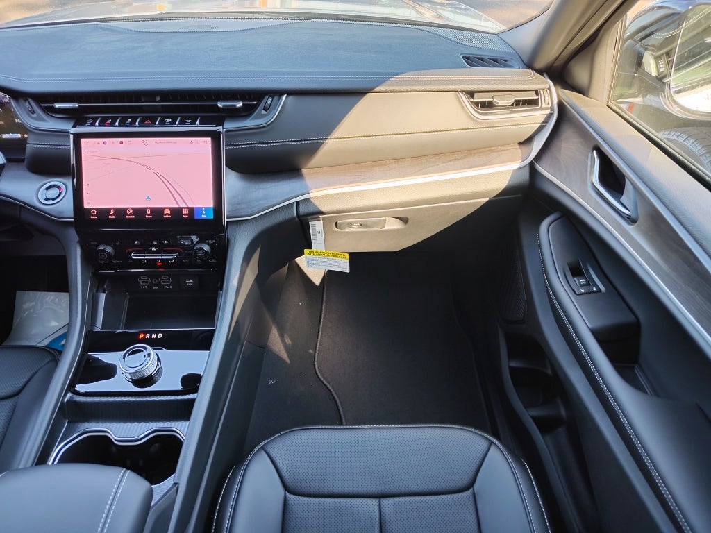 2025 Jeep Grand Cherokee GRAND CHEROKEE LIMITED 4X2