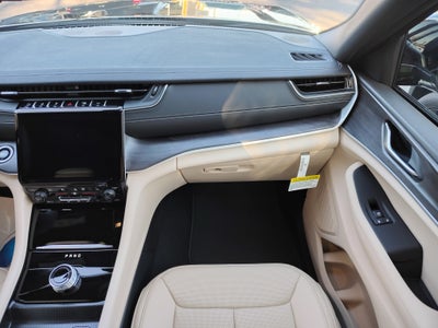 2025 Jeep Grand Cherokee GRAND CHEROKEE LIMITED 4X2