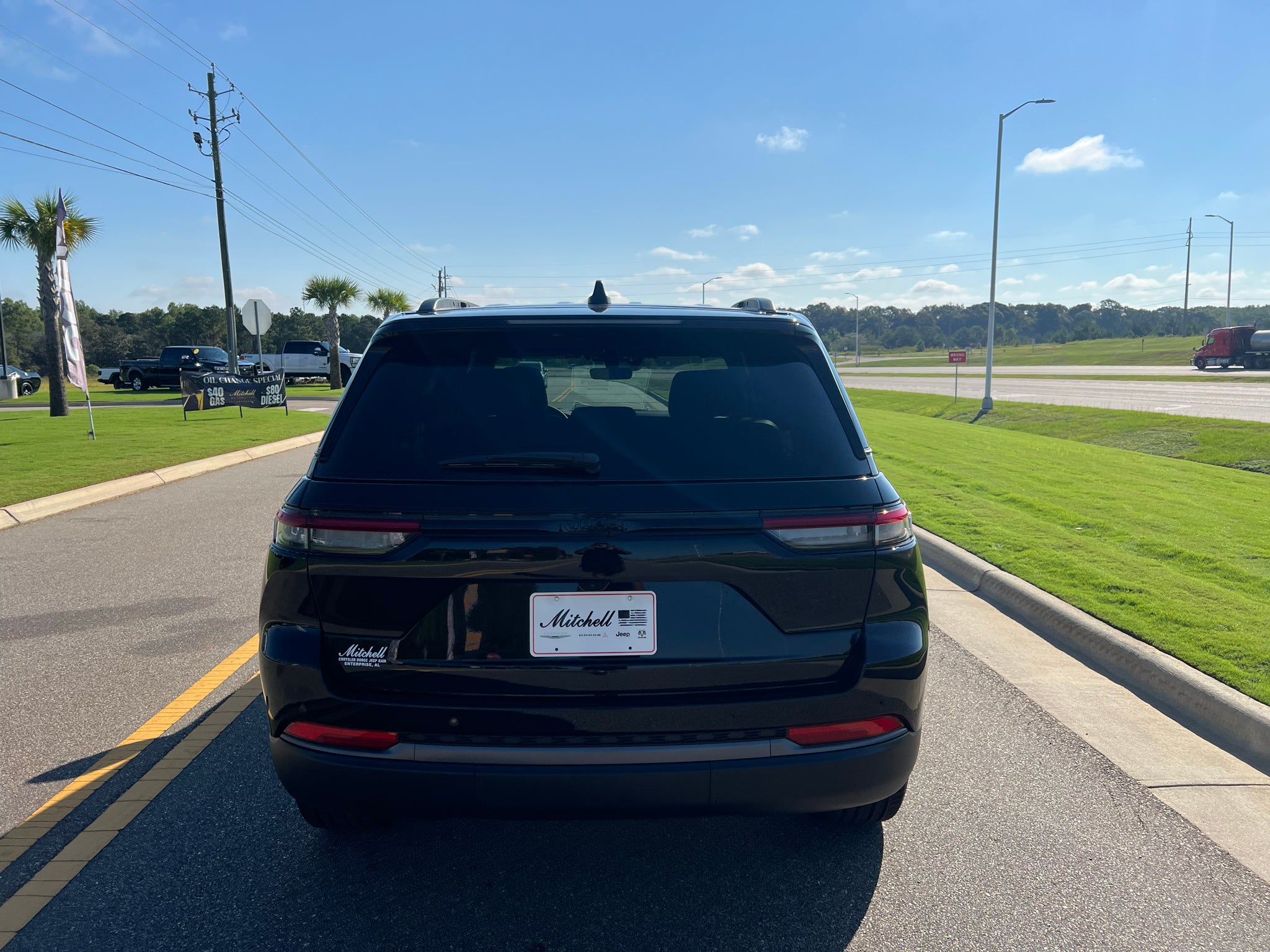 2027 Jeep Grand Cherokee GRAND CHEROKEE LIMITED 4X2