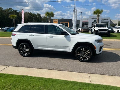 2027 Jeep Grand Cherokee GRAND CHEROKEE LIMITED 4X2