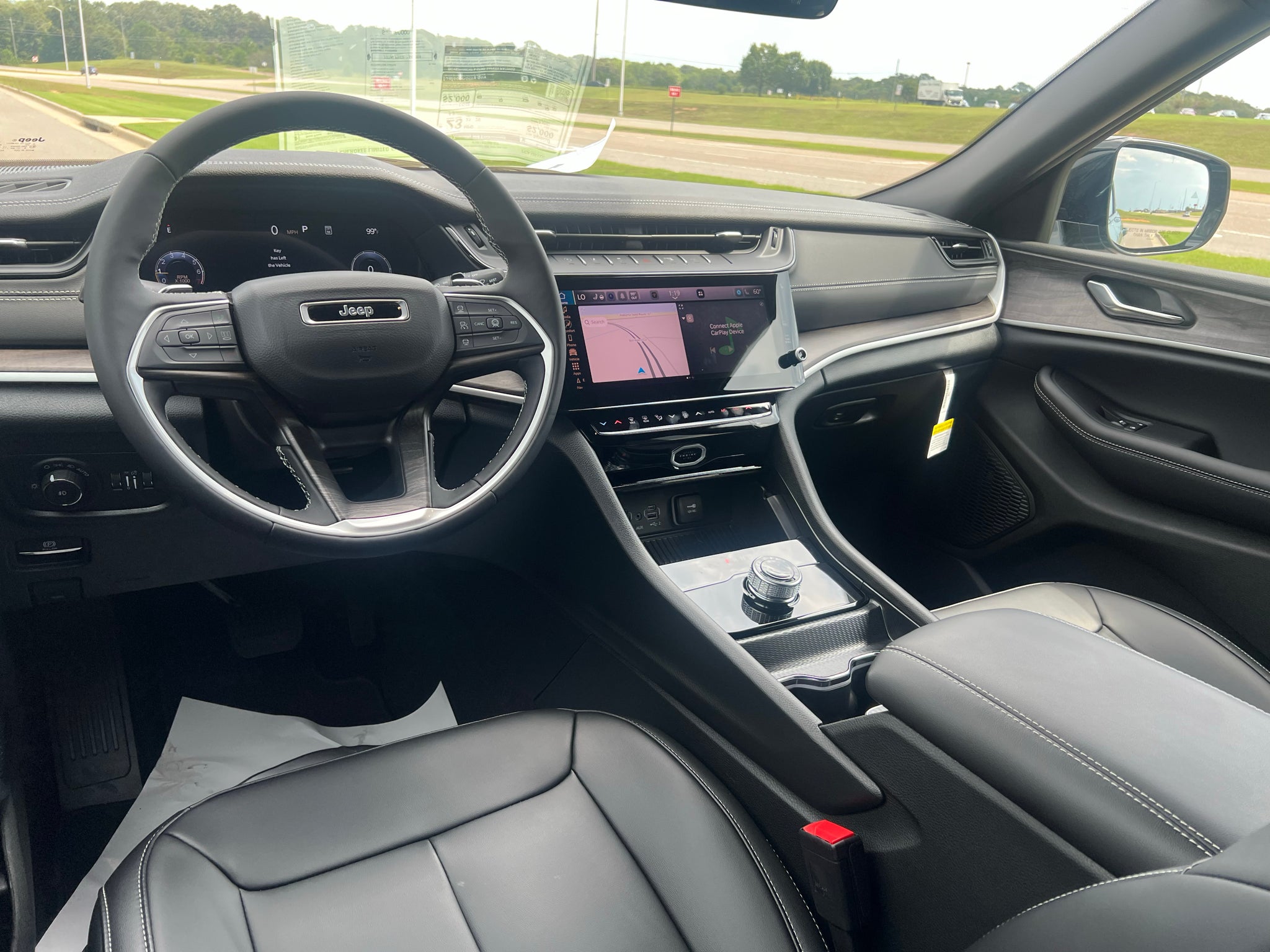 2027 Jeep Grand Cherokee GRAND CHEROKEE LIMITED 4X2