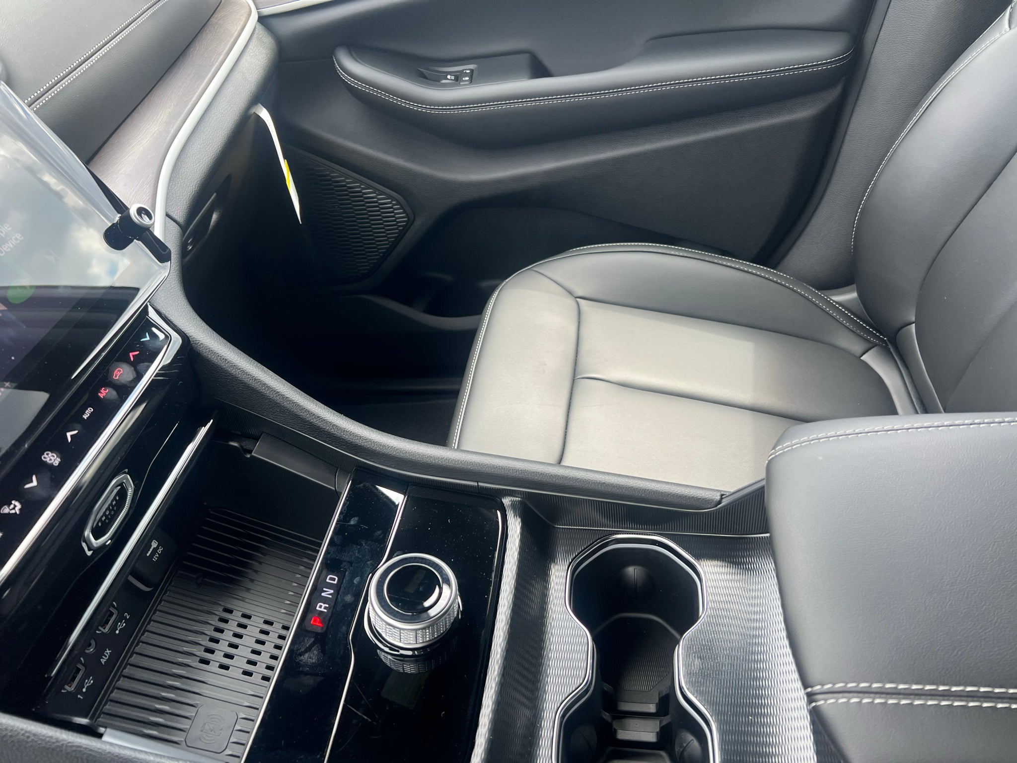 2027 Jeep Grand Cherokee GRAND CHEROKEE LIMITED 4X2