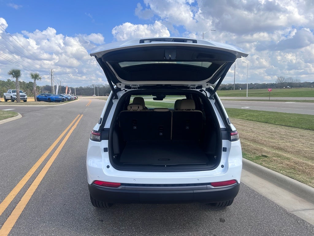 2026 Jeep Grand Cherokee GRAND CHEROKEE LIMITED 4X2