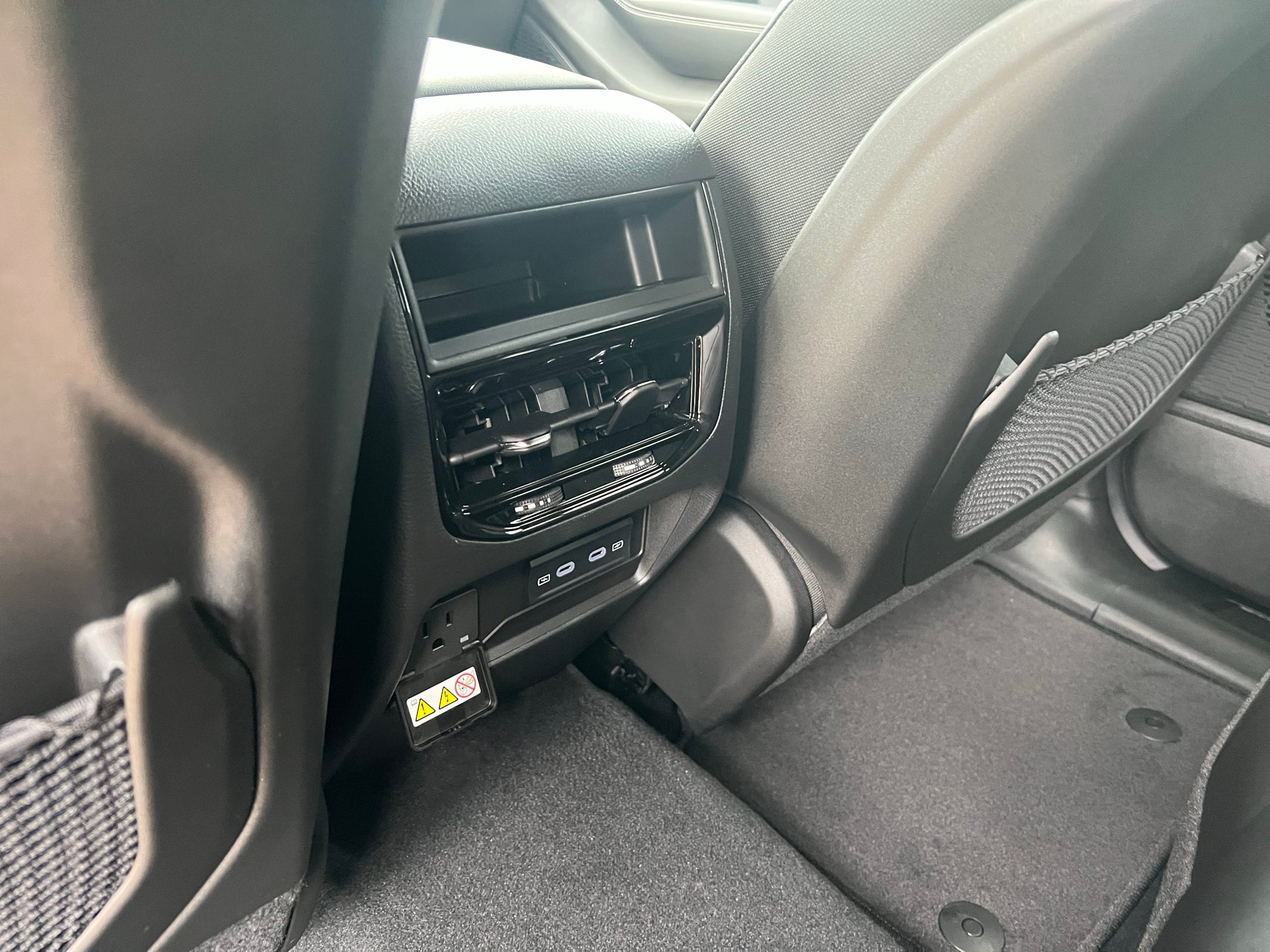 2027 Jeep Grand Cherokee GRAND CHEROKEE LIMITED 4X2