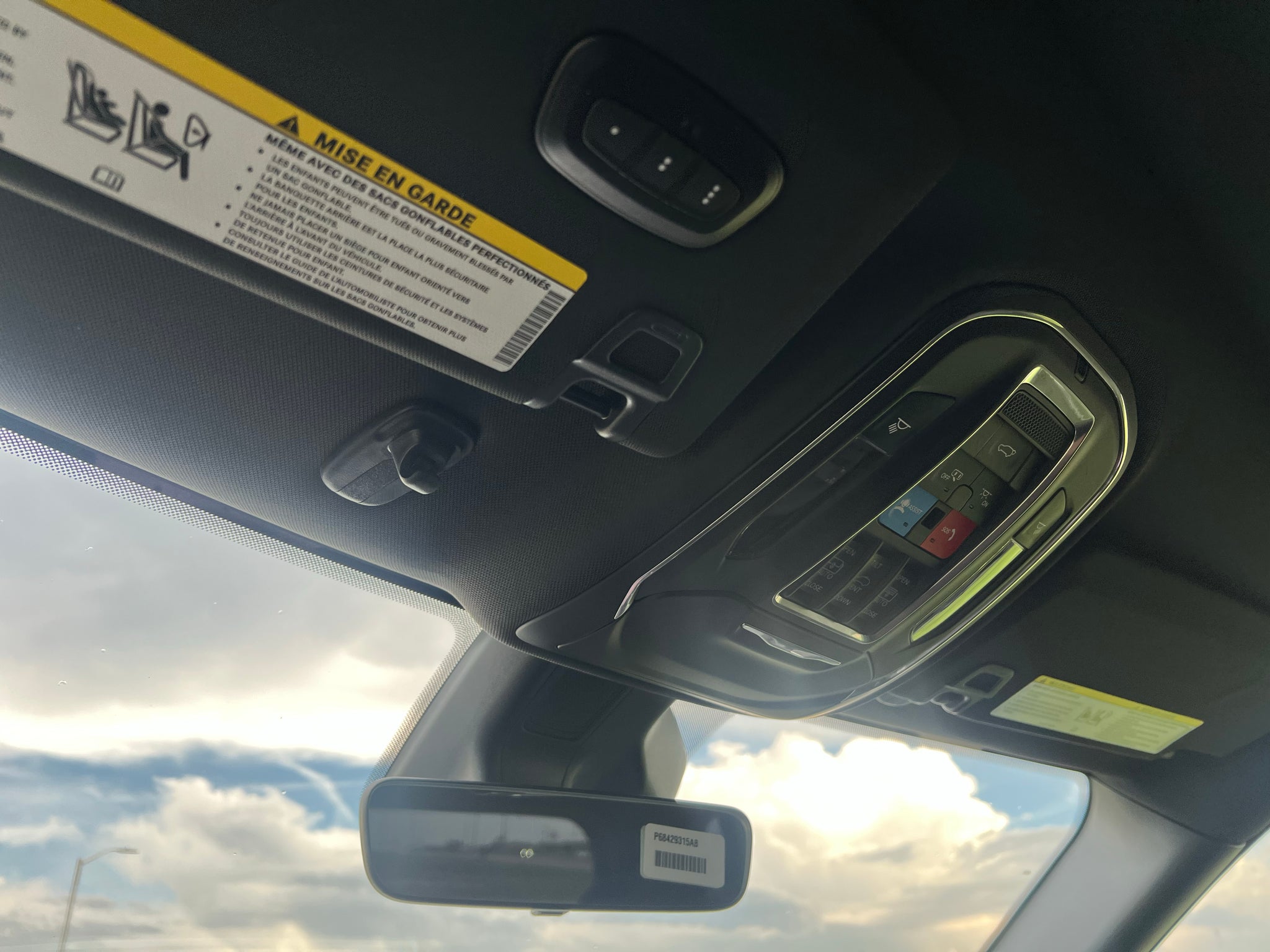 2027 Jeep Grand Cherokee GRAND CHEROKEE LIMITED 4X2