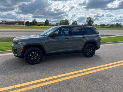 2027 Jeep Grand Cherokee GRAND CHEROKEE LIMITED 4X2