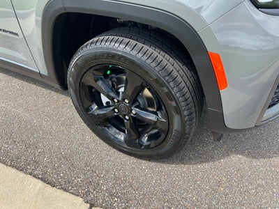 2027 Jeep Grand Cherokee GRAND CHEROKEE LIMITED 4X2