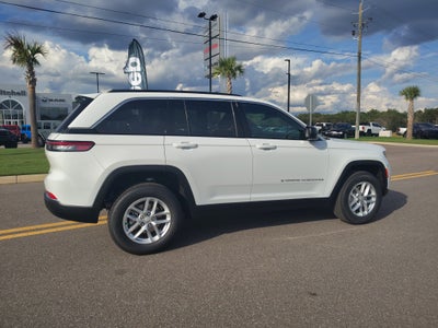 2025 Jeep Grand Cherokee GRAND CHEROKEE LAREDO X 4X4