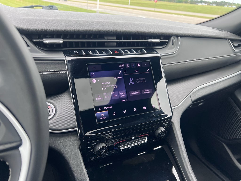 2025 Jeep Grand Cherokee Laredo X 4x4