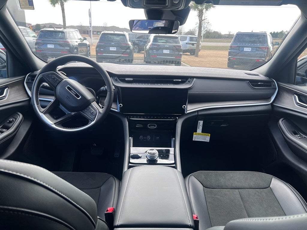 2026 Jeep Grand Cherokee GRAND CHEROKEE ALTITUDE 4X4