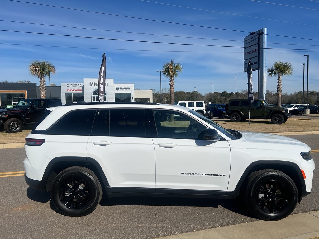 2026 Jeep Grand Cherokee GRAND CHEROKEE ALTITUDE 4X4