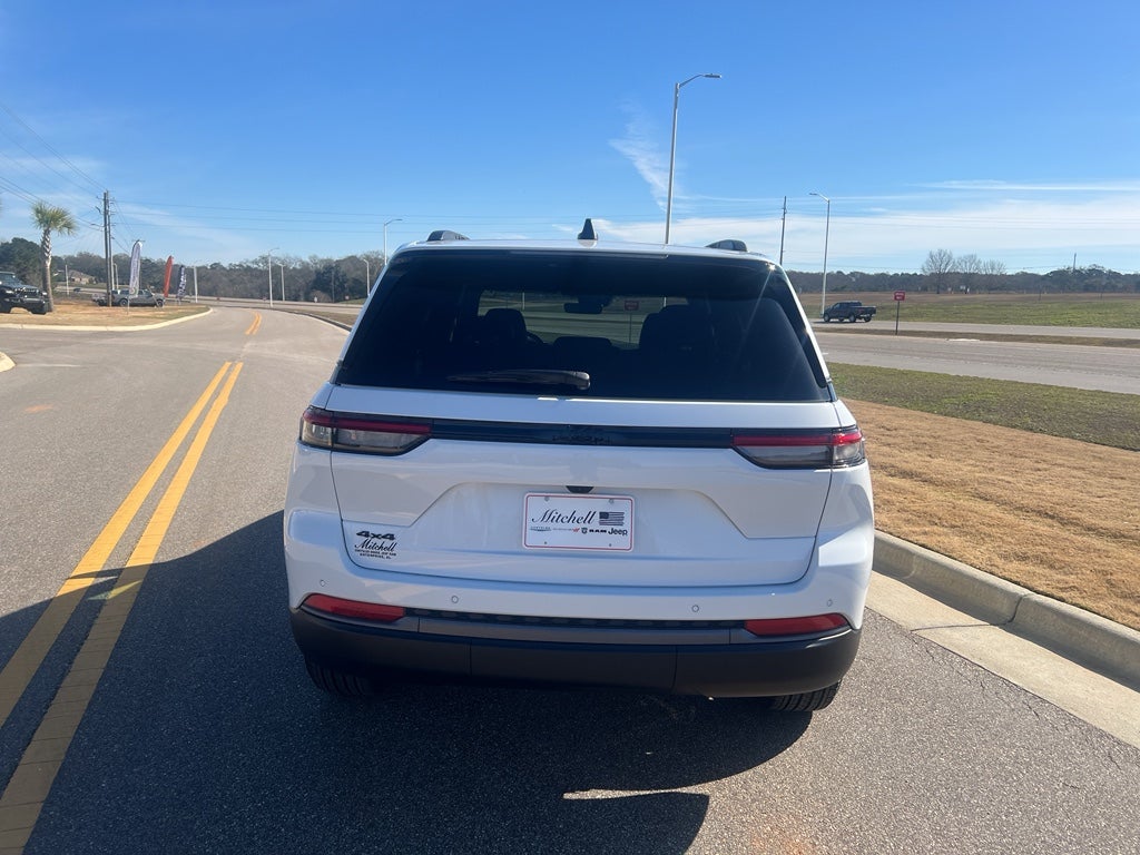 2026 Jeep Grand Cherokee GRAND CHEROKEE ALTITUDE 4X4