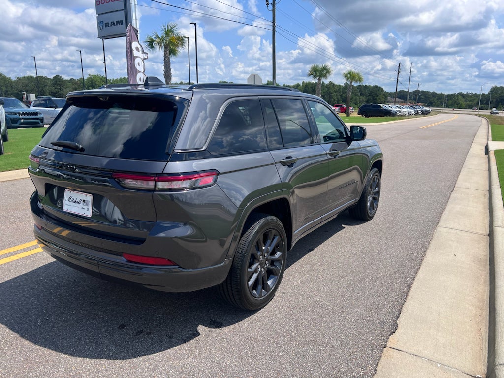 2026 Jeep Grand Cherokee GRAND CHEROKEE LIMITED RESERVE 4X4