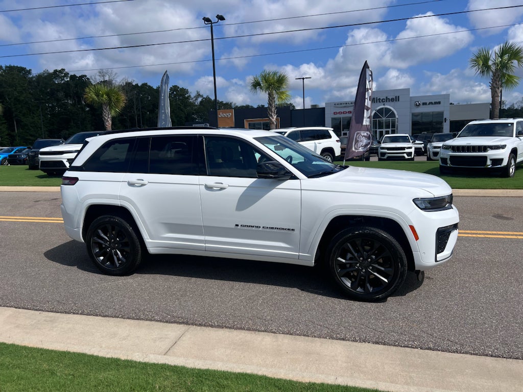 2026 Jeep Grand Cherokee GRAND CHEROKEE LIMITED RESERVE 4X4