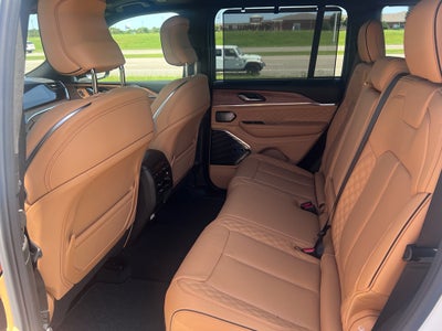 2026 Jeep Grand Cherokee GRAND CHEROKEE SUMMIT 4X4