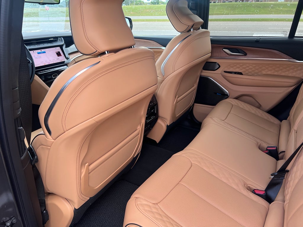 2026 Jeep Grand Cherokee GRAND CHEROKEE SUMMIT 4X4