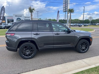 2026 Jeep Grand Cherokee GRAND CHEROKEE SUMMIT 4X4