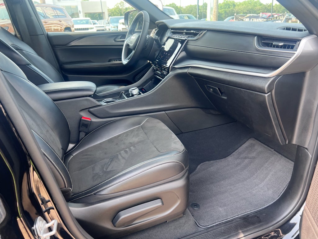 2024 Jeep Grand Cherokee L Altitude X 4x2