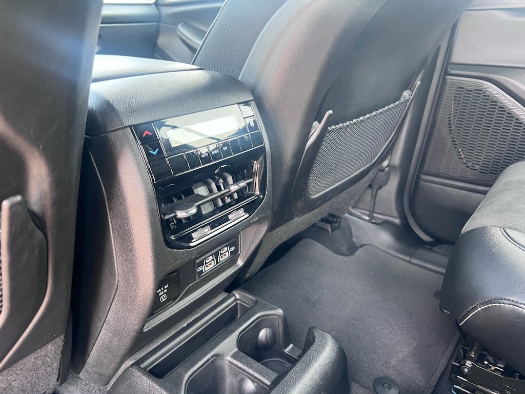2024 Jeep Grand Cherokee L Altitude X 4x2