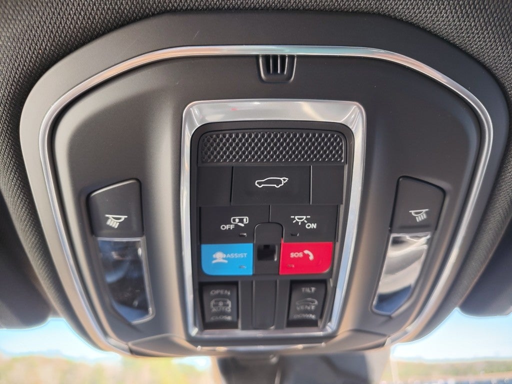 2025 Jeep Grand Cherokee L GRAND CHEROKEE L ALTITUDE X 4X2