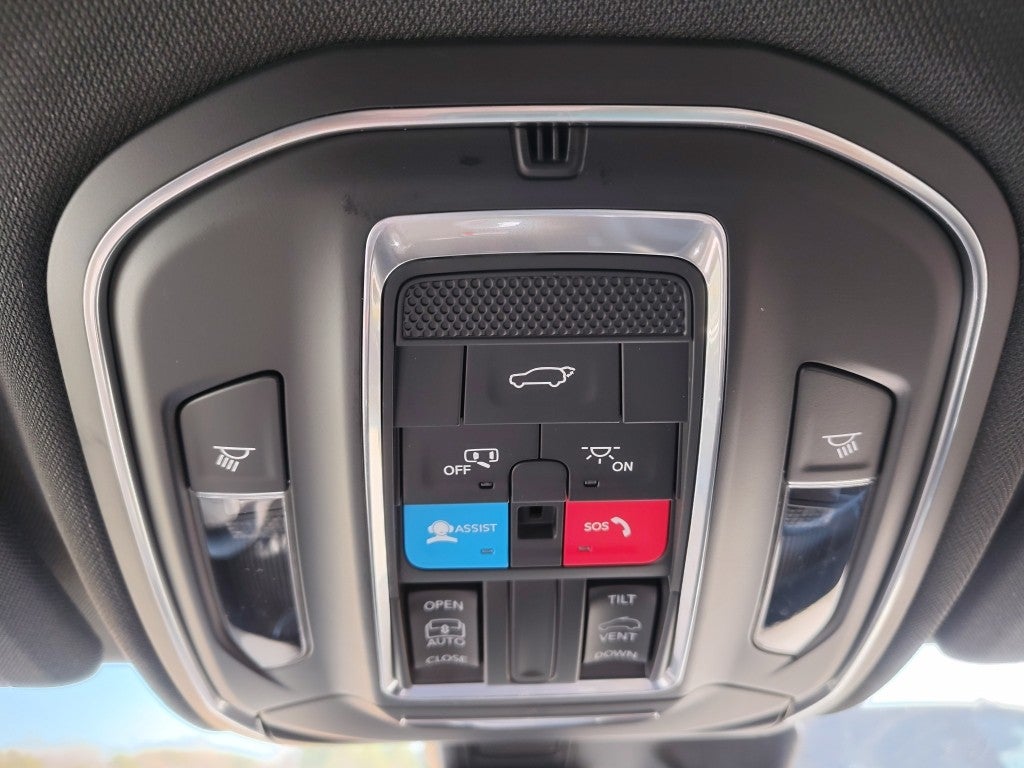 2025 Jeep Grand Cherokee L GRAND CHEROKEE L ALTITUDE X 4X2