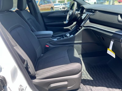 2026 Jeep Grand Cherokee L GRAND CHEROKEE L LAREDO 4X2