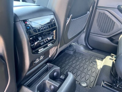 2026 Jeep Grand Cherokee L GRAND CHEROKEE L LAREDO 4X2