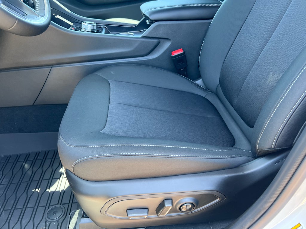2026 Jeep Grand Cherokee L GRAND CHEROKEE L LAREDO 4X2