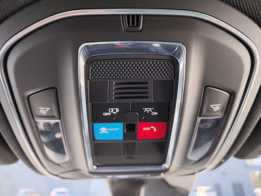 2025 Jeep Grand Cherokee L Laredo 4x2