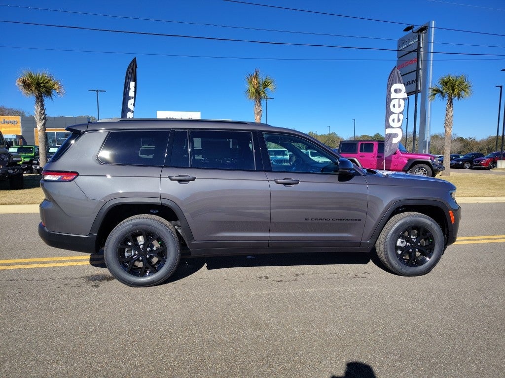 2025 Jeep Grand Cherokee L GRAND CHEROKEE L ALTITUDE X 4X2