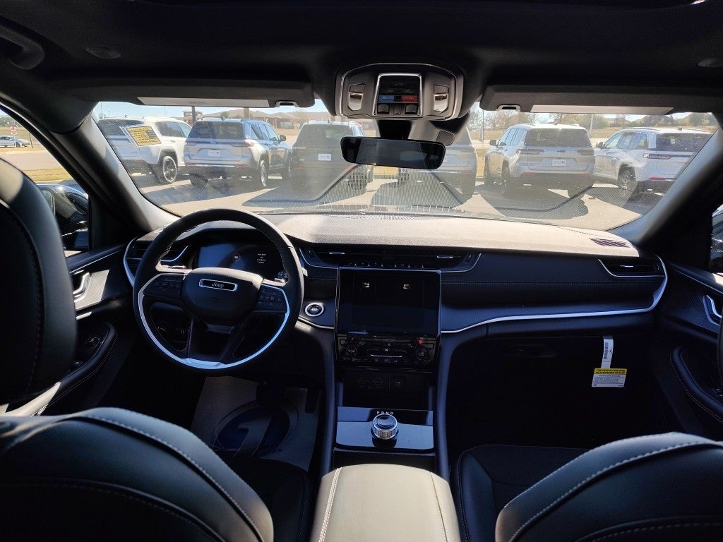 2025 Jeep Grand Cherokee L GRAND CHEROKEE L ALTITUDE X 4X2