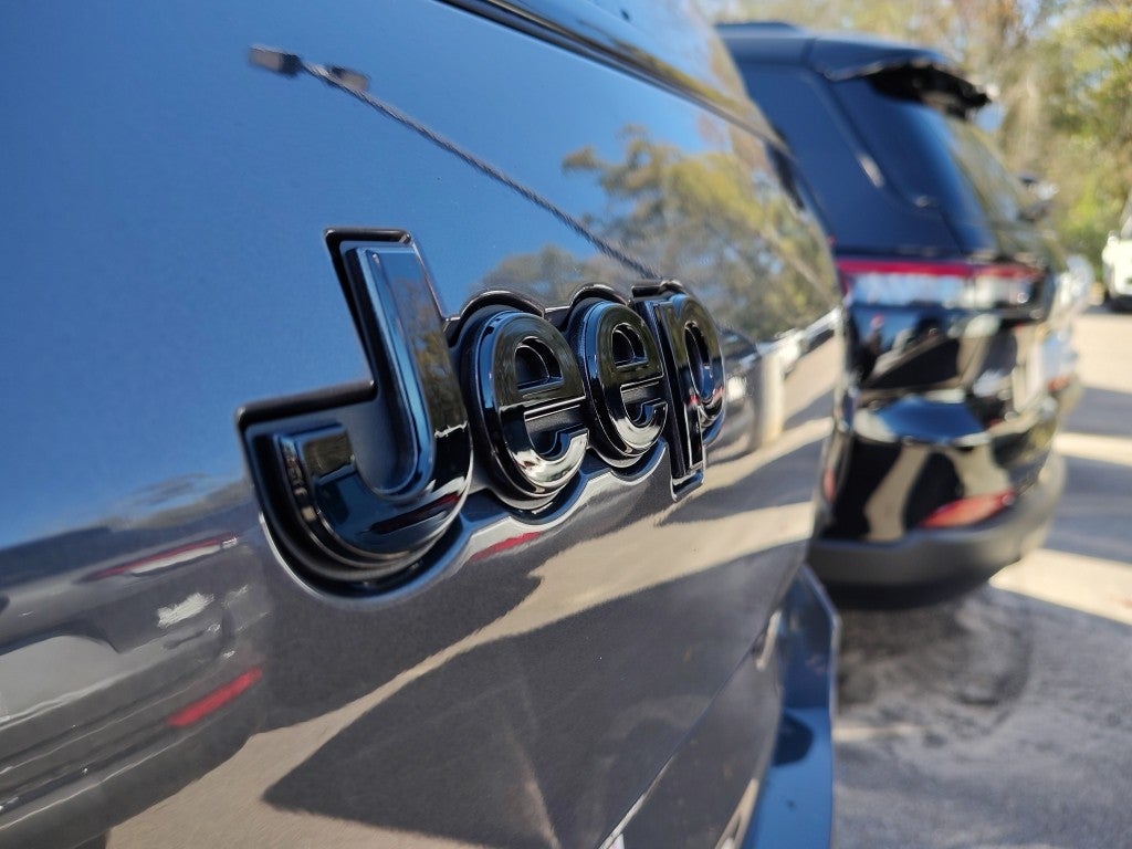 2025 Jeep Grand Cherokee L GRAND CHEROKEE L ALTITUDE X 4X2