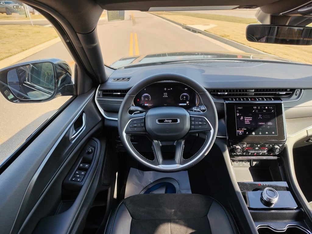 2025 Jeep Grand Cherokee L GRAND CHEROKEE L ALTITUDE X 4X2